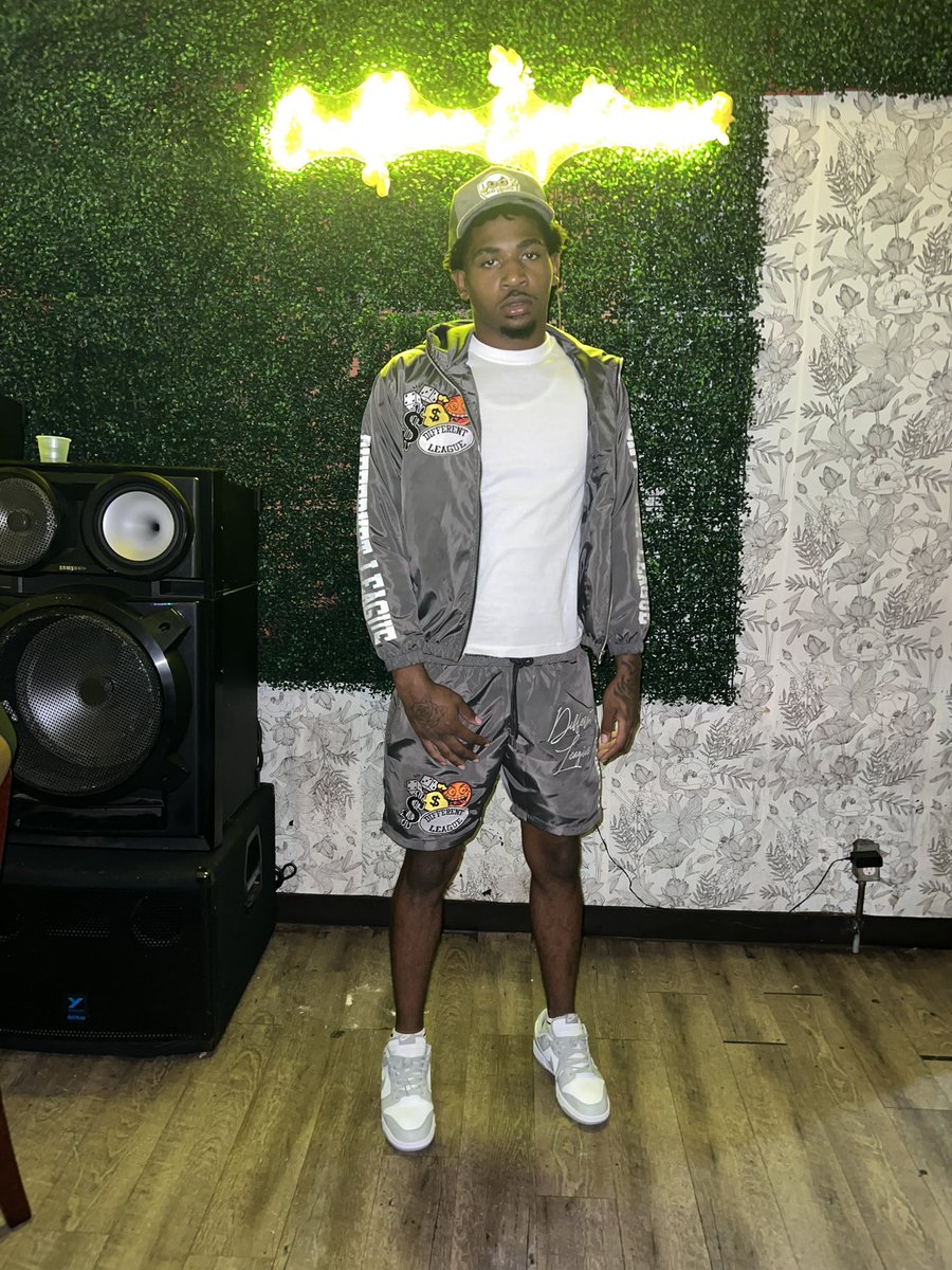 Ik you hate to see me coming 🔥…
#happybirthdaytome #myday #BeenThat #LeoSeason #explorepage #fypviraltwitter
