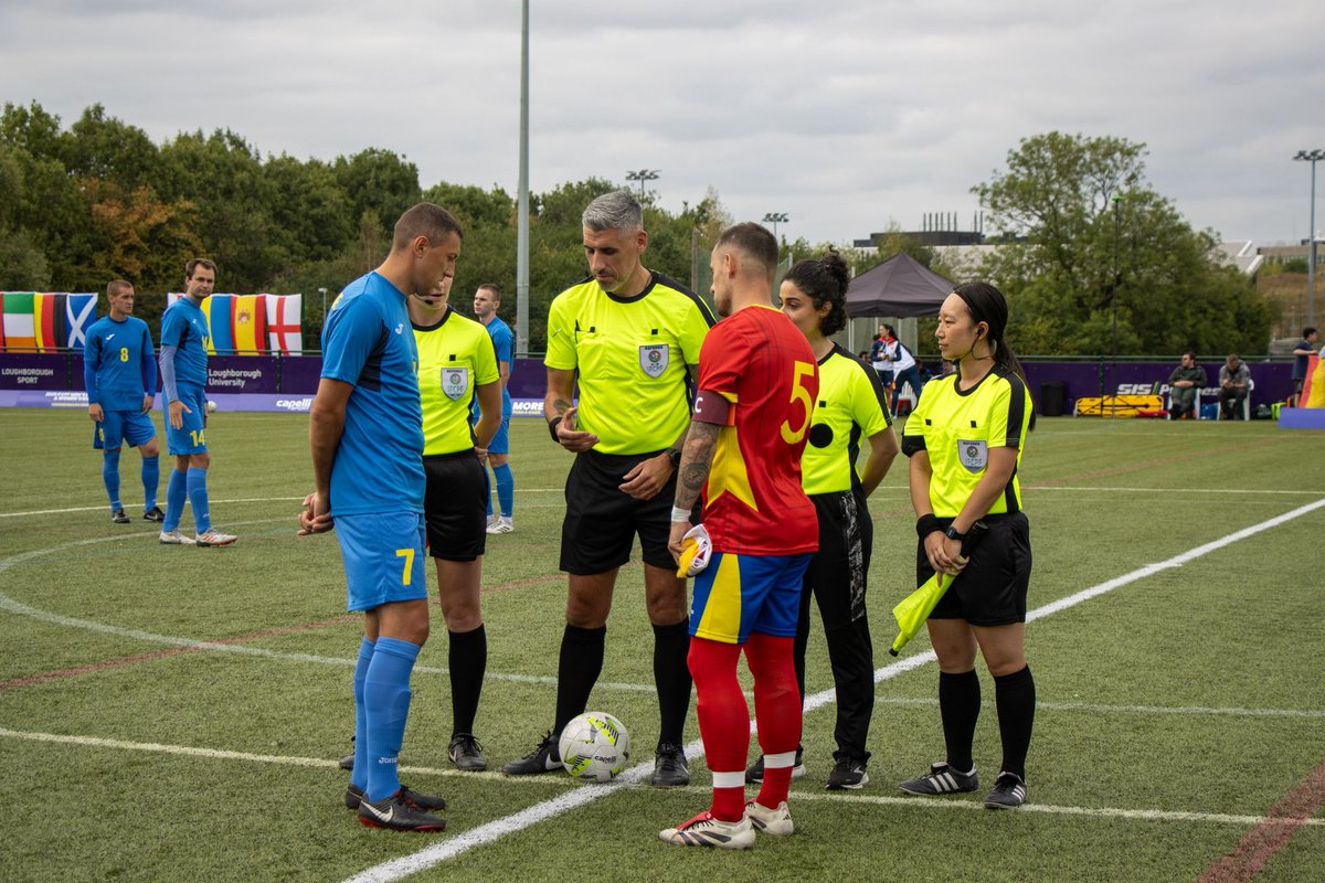 FA Refereeing tweet media