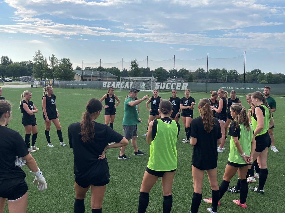 Bearcat Radio (@bearcatradio) on Twitter photo "Yes, we're a young team, but don't sleep on us. Don't forget."
Youthful <a href="/NWBearcatSOC/">Northwest Bearcat Soccer</a> brings high expectations
🔗STORY tinyurl.com/42syp9eb "Yes, we're a young team, but don't sleep on us. Don't forget."
Youthful <a href="/NWBearcatSOC/">Northwest Bearcat Soccer</a> brings high expectations
🔗STORY tinyurl.com/42syp9eb