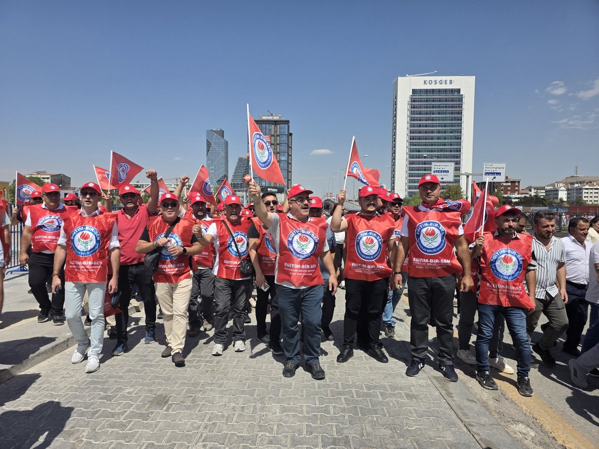 Market, pazar yanıyor. Maaşlar Söndürmeye Yetmiyor... 

#AslaKabulEtmiyoruz