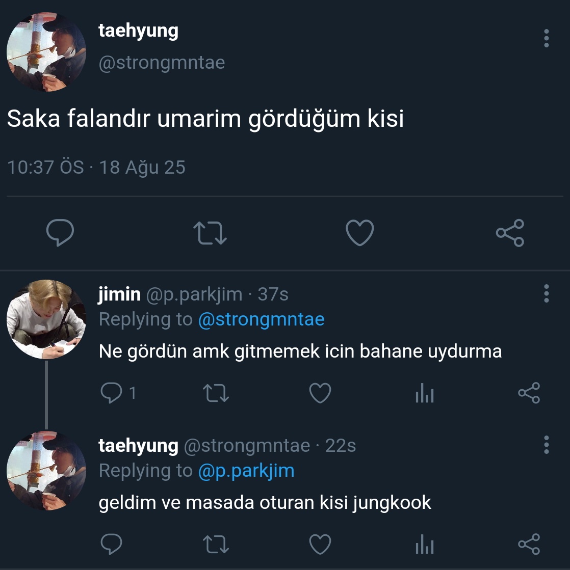 yoonggyy's tweet photo. Taekook au ★
Taehyung arkadaşlarının ısrarı üzerine date uygulaması yüklemiş ve  eşleştiği kişi ile buluşmuştu tek sorun bu kişi karşı komşusu jungkook'tu ve jungkook zaten ondan hoşlanıyordu
#taekookau https://t.co/UNEWGcO9yf