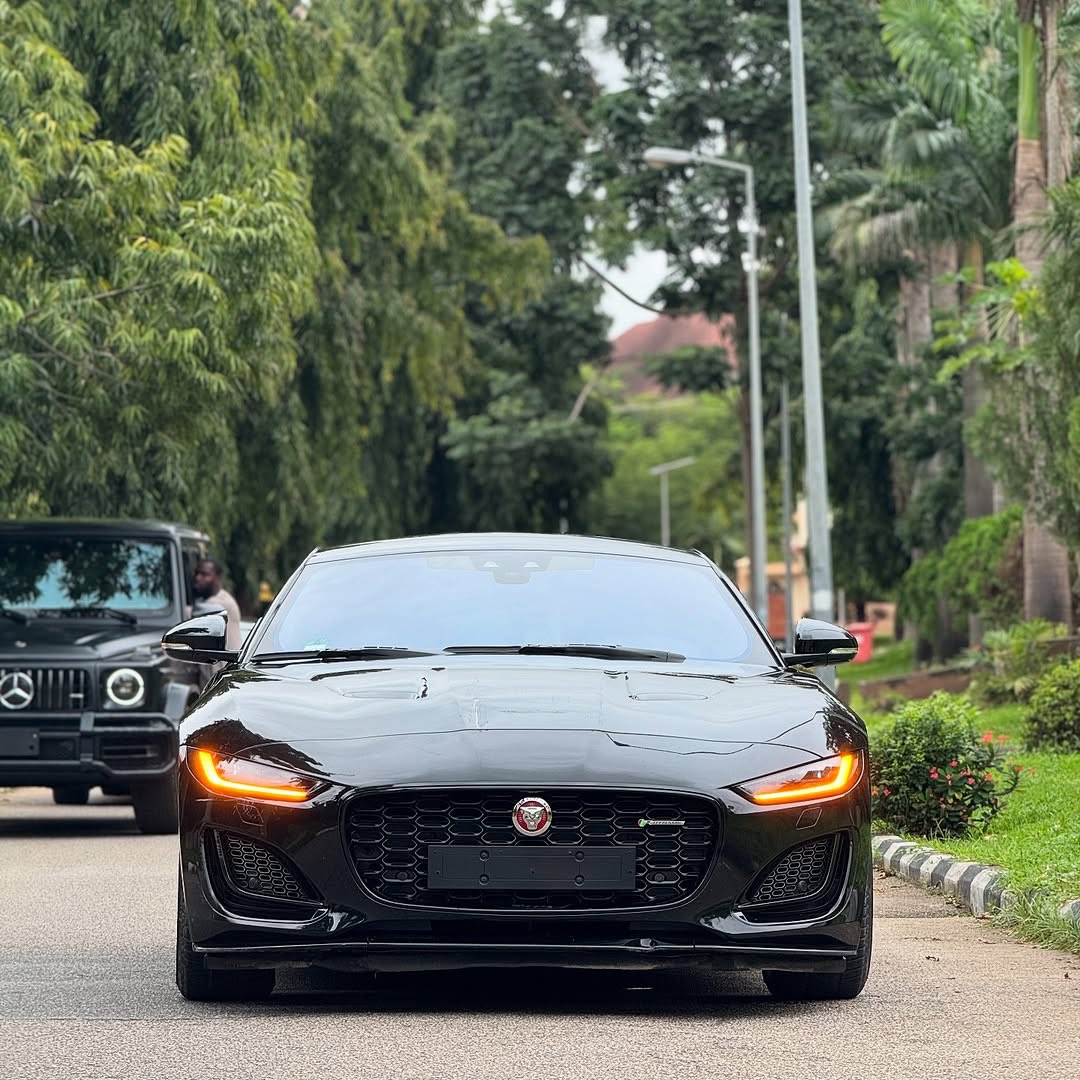 Abj_Auto_cars's tweet photo. ‼️ JAGUAR F-SPACE R-DYNAMIC 2024 – Foreign used &amp; Sports Car #fspace 
🏷️ PRICE: 💥DM or CALL
📍 LOCATION: Abuja 🇳🇬
📞 CALL/WHATSAPP: 08052712169 / 09112199464
💥 Performance + style — DM or CALL for specs. #abuja https://t.co/Bug7LeE6Pv