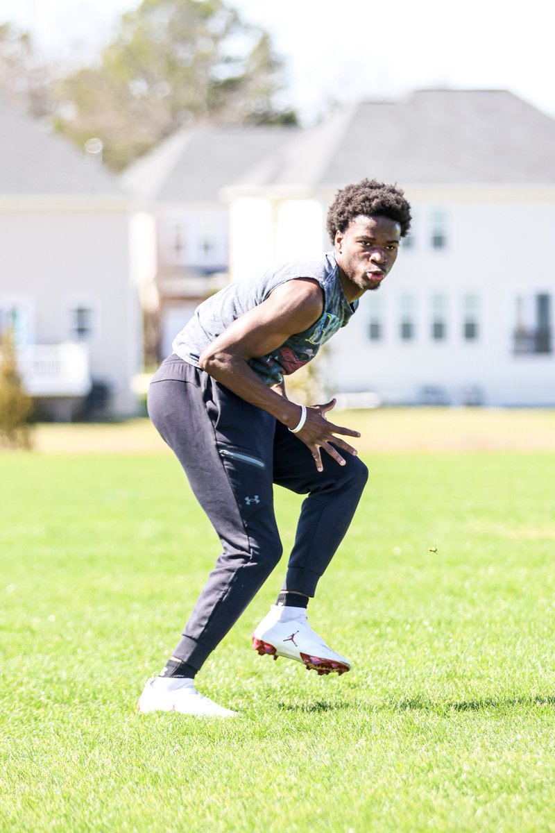 Mikeyhunt727's tweet image. It’s not just about the body—it’s about the mindset.

#HuntMode #GlobalDB