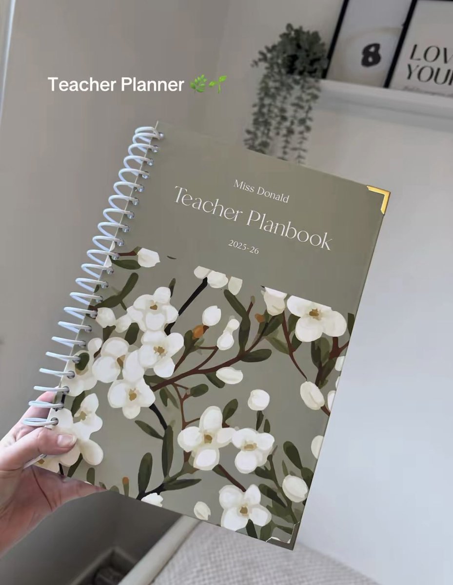 Love our planners as much as we do and want to be an ambassador? 

DM us and we will sort the details ! 🫶🏻👩‍🏫

#teacherplanner #edutwitter #organisedteacher