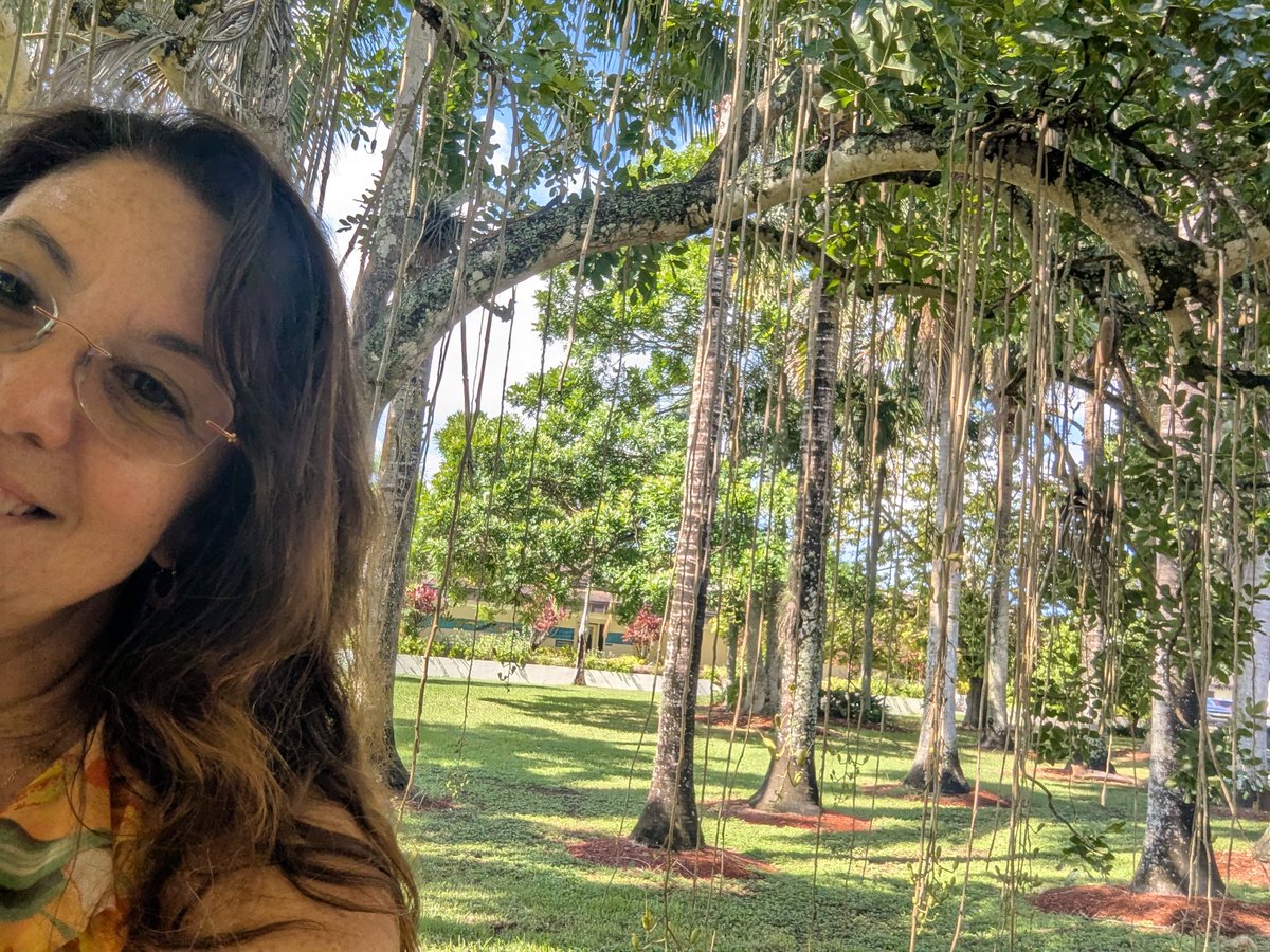 Feeling so blessed to spend the week at <a href="/UFTropical/">UF IFAS Tropical Research and Education Center</a> Research and Education Center in Homestead. Getting to work with inspiring scientists, amazing staff and in the midst of this tropical beauty - need I say more? <a href="/UF_IFAS/">UF/IFAS</a>