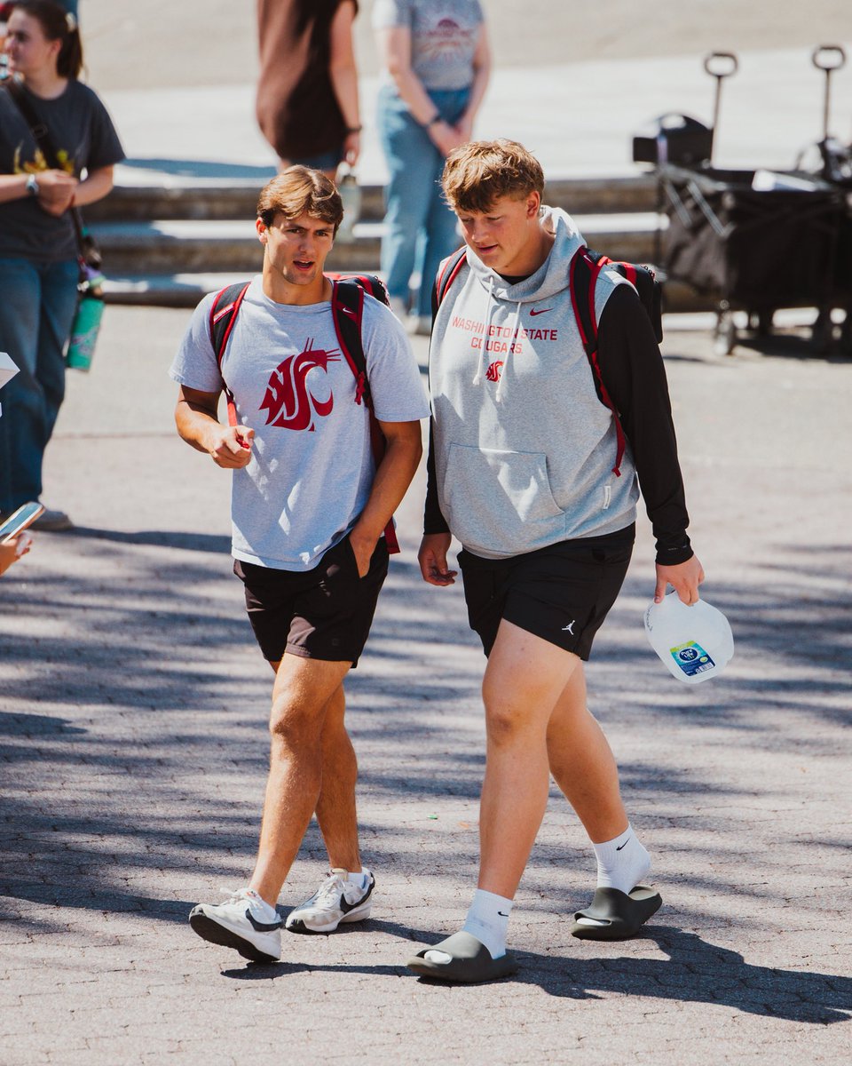 first day of school📚📕