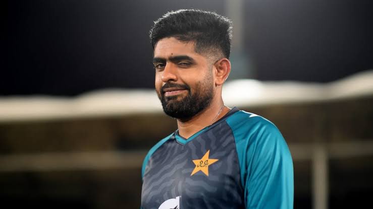 StumpedByAli's tweet photo. Babar Azam on one leg is still miles ahead of these batters – no comparison! 💯
– Rashid Latif on Geo News 📰

#PakistanCricket #PakvsWI #CricketFans #CrickUpdates” https://t.co/3DnivOqzTe