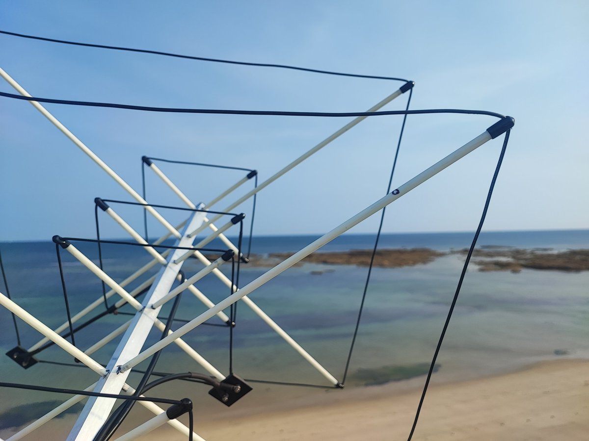 Thanks sat Friends for contact. RS44 pass (16h30Z). 
From my "Bigouden country". My usual spot, Pota FR-8200. with the 2x817 and the Quad antenna👍🛰️
<a href="/ea1ccm/">jose manuel sixto be</a> <a href="/Dj7Zz/">DJ7ZZ</a> @ea4cyq <a href="/flo_0_/">Flo (DF2ET) @ ::1</a> <a href="/F5RRO_Olivier/">F5RRO</a> <a href="/2m0sql/">Peter (MM9SQL)</a> <a href="/EA1PA/">Salva</a> <a href="/G_0ABI/">G0ABI Peter Green 🇺🇦</a> <a href="/EC1CT/">EC1CT</a> @dj2kua <a href="/Gilles_Platret_/">F1EFW_Gilles</a> <a href="/ea3ta_juan/">Juan Piqueras</a> 
<a href="/amsatf/">Amsat-f</a> #POTA