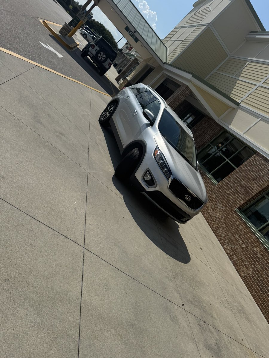 BRO YOU CANT PARK THERE!!!