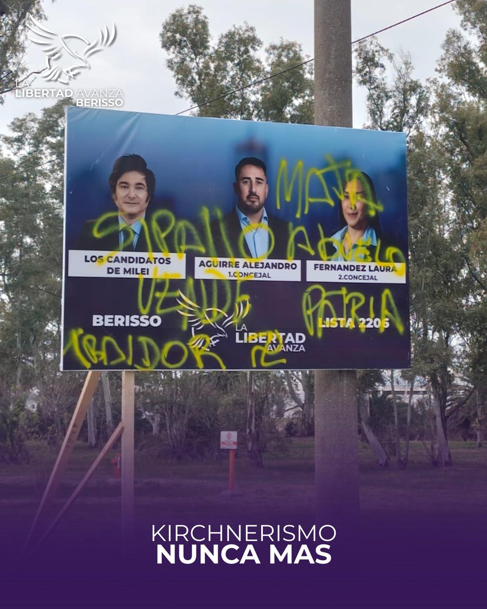 La Libertad Avanza 3ra sección (@3era_seccion) on Twitter photo Así dejaron los carteles de La Libertad Avanza Berisso,están haciendo la campaña más violenta de la historia,saben que les queda poco.
Vamos a pintar PBA de violeta xq no les tenemos miedo.
Kirchnerismo Nunca Más
<a href="/JMilei/">Javier Milei</a> Así dejaron los carteles de La Libertad Avanza Berisso,están haciendo la campaña más violenta de la historia,saben que les queda poco.
Vamos a pintar PBA de violeta xq no les tenemos miedo.
Kirchnerismo Nunca Más
<a href="/JMilei/">Javier Milei</a>