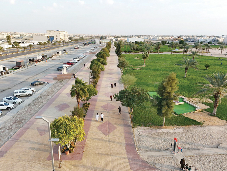 بهجة بريدة.. 10 حدائق و41 مضمار مشي تعزز جودة الحياة

alriyadh.com/2146559

#جريدة_الرياض 
<a href="/m1427s/">ملفي بن صلاح الحربي</a>