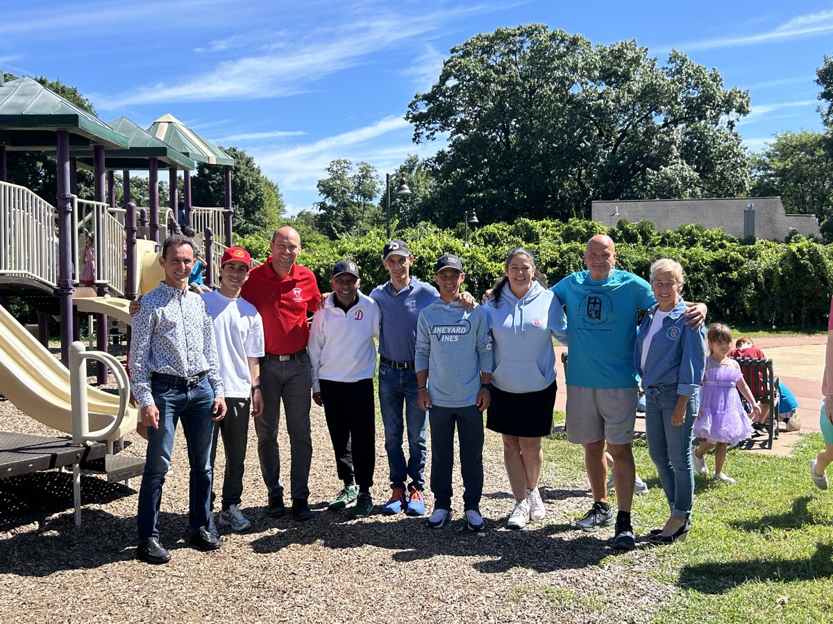 RealBackstretch's tweet photo. Community at its finest. The Racetrack Chaplaincy bringing together jockeys, former riders, and the next generation at Saratoga. https://t.co/9AQg1jIsTy