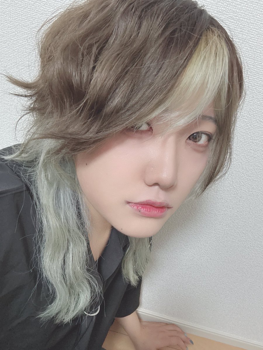 夏向【KNT】 / 08.23ワンマン (@KNT_Kanata_) / X