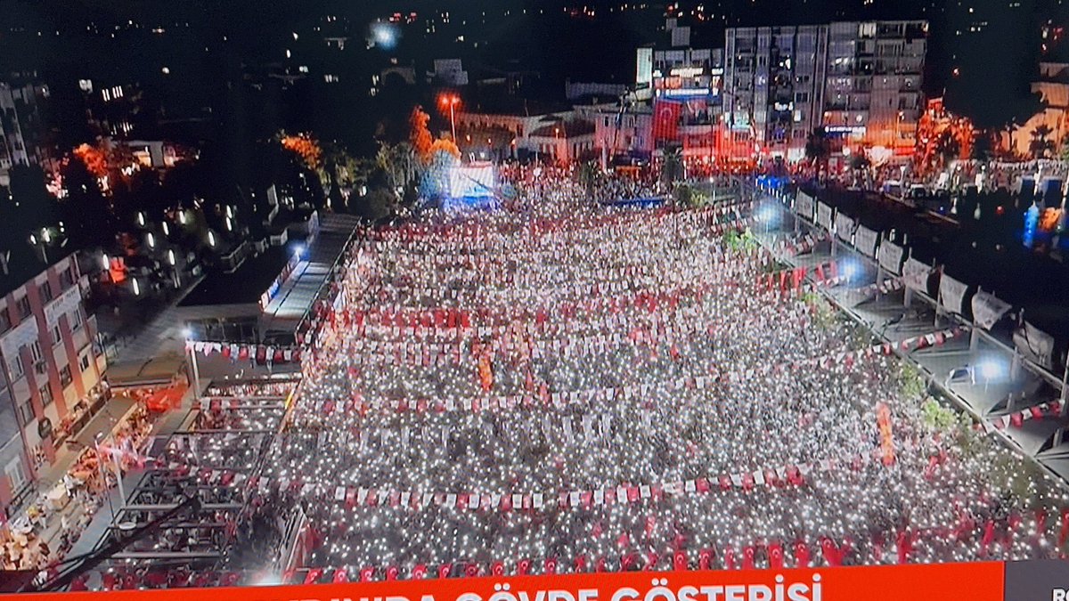 Bugün Aydın halkı tek yürek oldu, meydanlar aydınlandı!
Ama anladık ki; Efe olan halktır,
“Topuklu” olan sadece kaçıştır!

#Aydın
#özlemcercioğluistifa 
#AydınCHPnindir