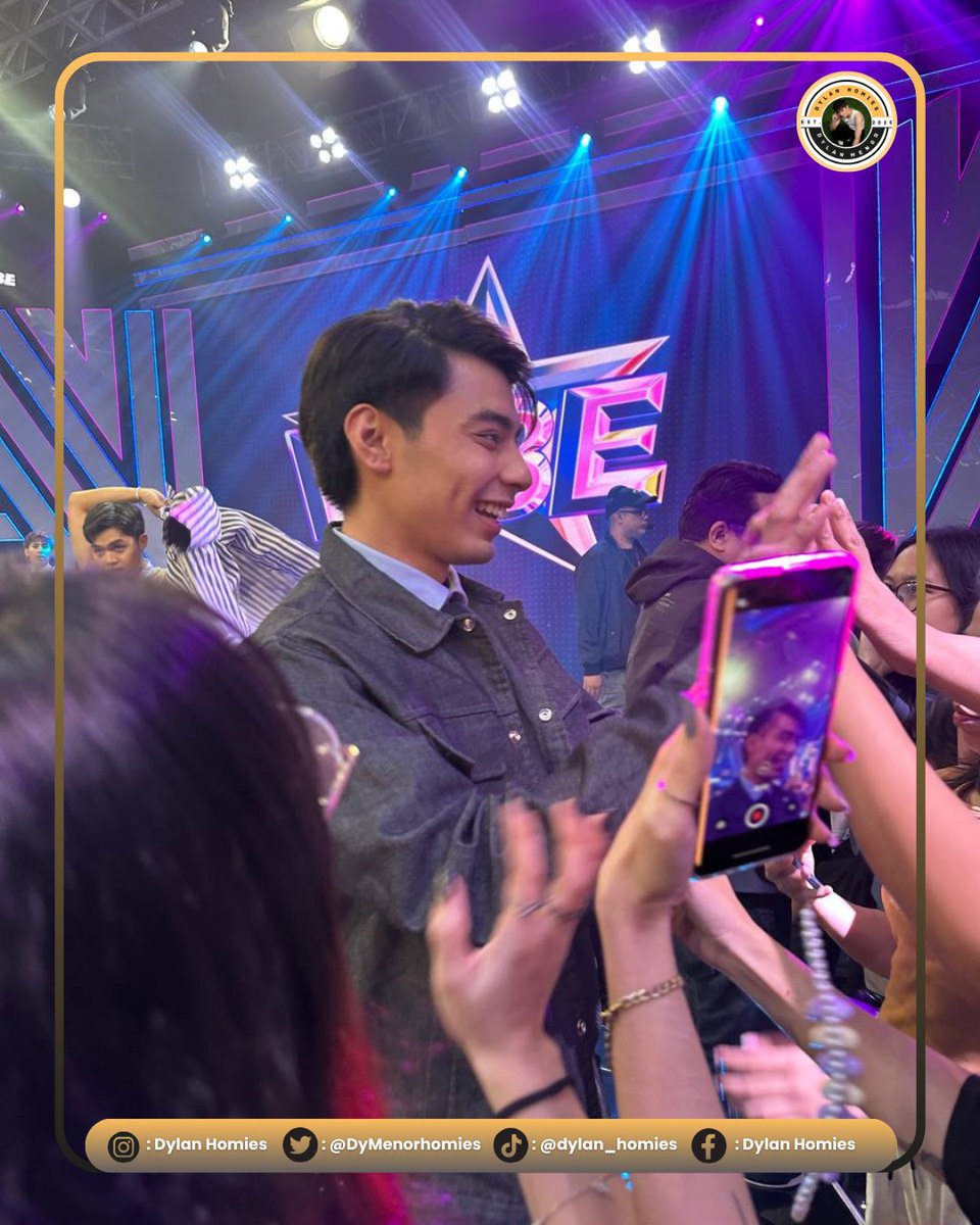 DyMenorhomies's tweet photo. Homies Team Live, catch the vibe with Vibe Jock Dylan! π§π₯ Non-stop energy, music, and good times all around πβ¨
#DylanHomies #DylanMenor #DylanAlwaysInAllWays #VibeWithDylan #HomiesUnite https://t.co/ZQBt6PiQZ8