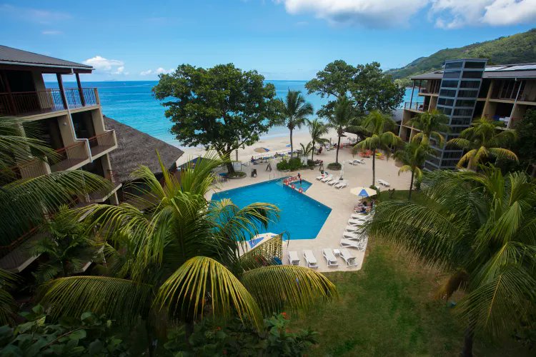 Hotels_016's tweet photo. 🌴✨ استيقظ على أصوات الأمواج ورائحة البحر في قلب جزر السيشل 🏝️
فندق Coral Strand Smart Choice خيارك ��لمثالي للراحة، المغامرة، والإطلالات الخلابة. 💙
إحجز الآن https://t.co/xyQeK3yj01

#Seychelles #CoralStrand #TravelDreams ✈️ https://t.co/TRLR9wGVrS