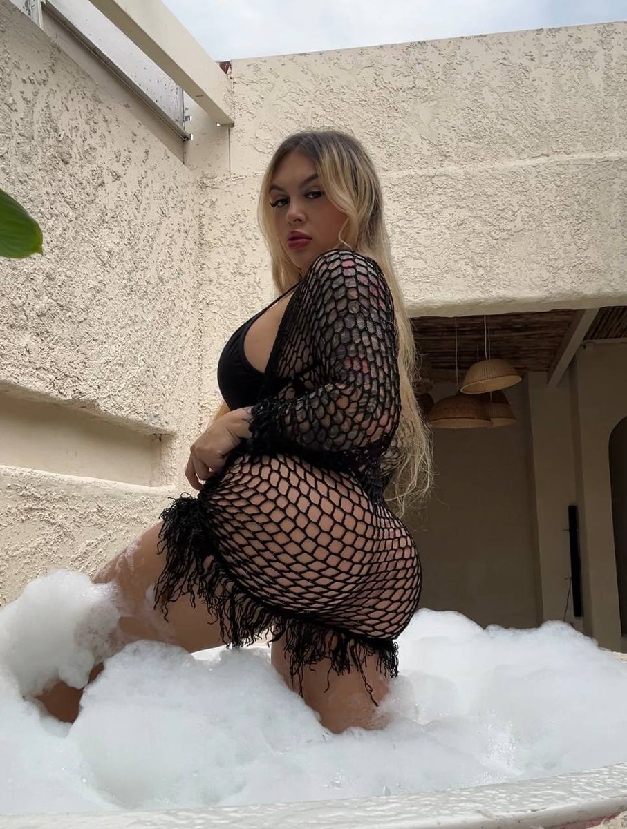 EstaOsorio's tweet photo. Kiss or slap? 💋✋ https://t.co/8PhI4buhQq