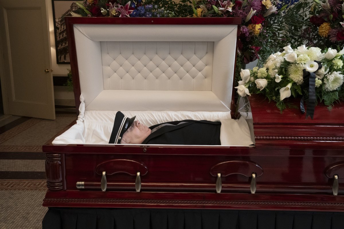 OnlyMurdersHulu's tweet photo. Resting in peace? Not on Charles' watch. #OMITB returns September 9 on @hulu. https://t.co/hDRyE4rsRE