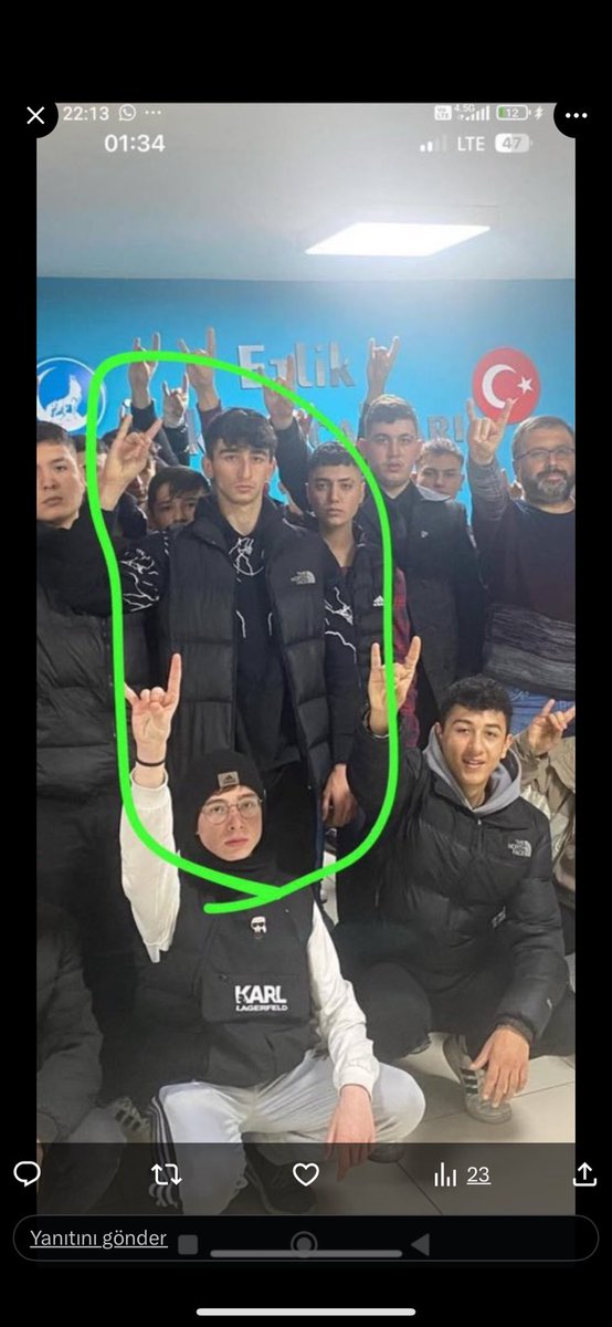 jasmineSoun's tweet photo. @batuhancolak33 Yazanlar bunuda paylaş https://t.co/5u4Uq2G0U3