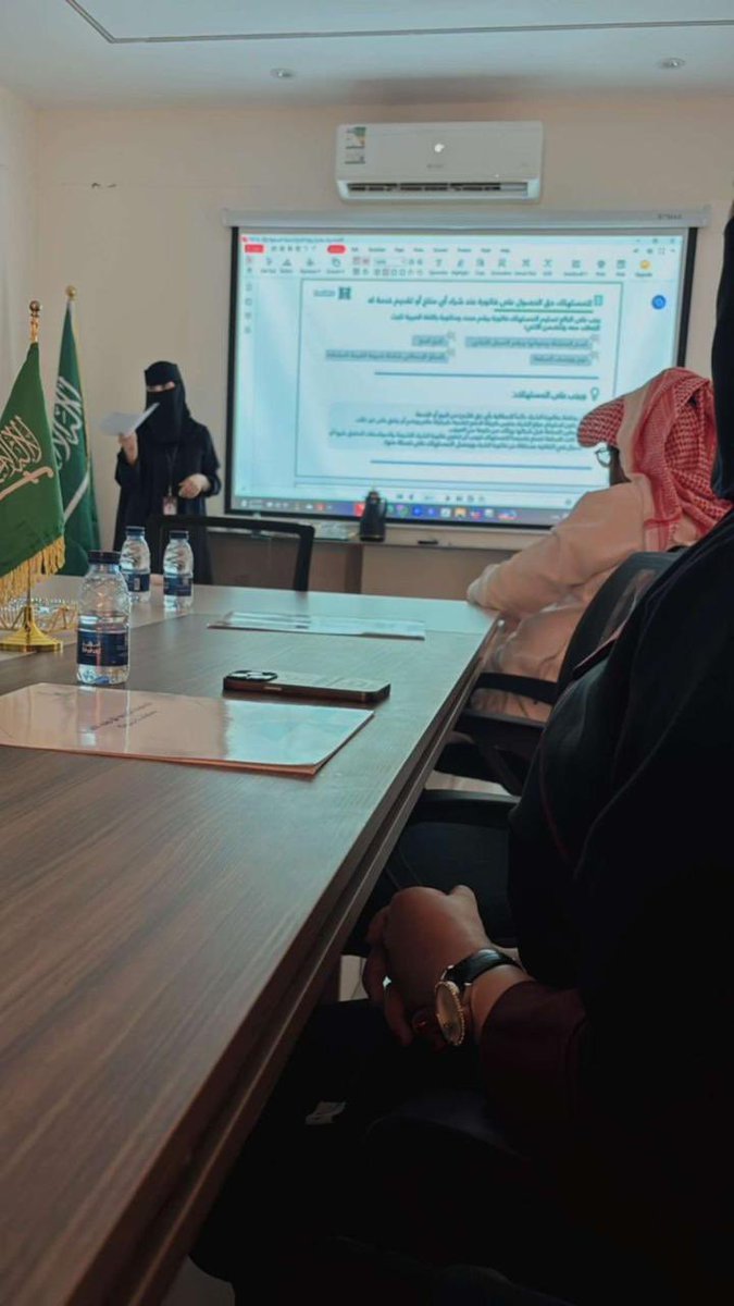 بالتعاون بين #الجمعية_الخيرية_للرعاية_الصحية  و #فرع_وزارة_التجارة_بتبوك أُقيمت مبادرةحماية المستهلك – المتاجر الإلكترونية 
لتعزيز الوعي بحقوق المستهلك وأمان التسوق عبر الإنترنت
@mcgovsa