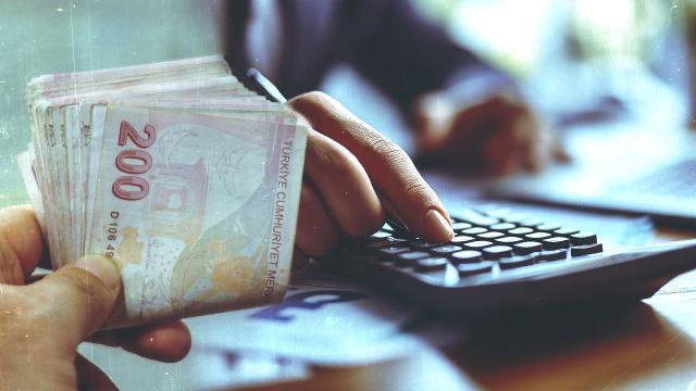 Memura zam teklifi belli oldu.

📌2026'nın ilk 6 ayı için yüzde 11, ikinci 6 ayı için yüzde 7.

📌2027'nin ilk 6 ayı için yüzde 4, ikinci 6 ayı için yüzde 4 oranında artış teklif edildi.

📌1000 TL taban aylığı artış teklifi de yinelendi.