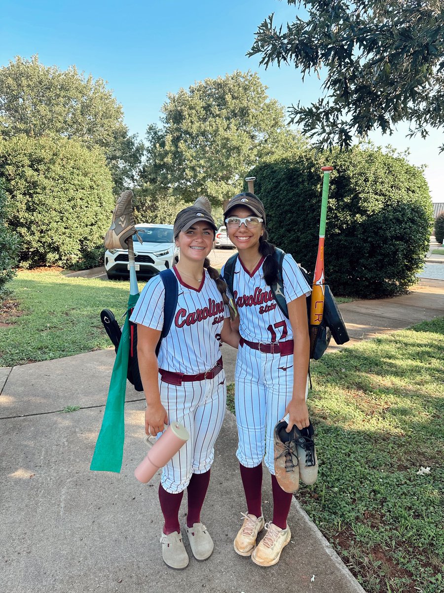 claireeowens17's tweet image. Had a great time at Upstate yesterday! Thank you coaches for sitting through this heat with us and teaching me such valuable information! Thank you also to my dad for taking me to all of these events! 

Go spartans!!! 💚💚

@PACKUPSTATE @HawkinsChawkins @Coach_TMeds @jwint11