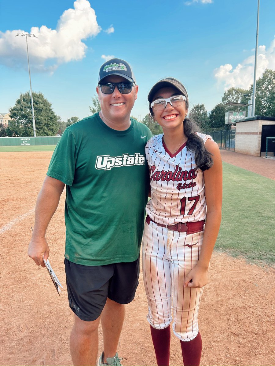 claireeowens17's tweet image. Had a great time at Upstate yesterday! Thank you coaches for sitting through this heat with us and teaching me such valuable information! Thank you also to my dad for taking me to all of these events! 

Go spartans!!! 💚💚

@PACKUPSTATE @HawkinsChawkins @Coach_TMeds @jwint11
