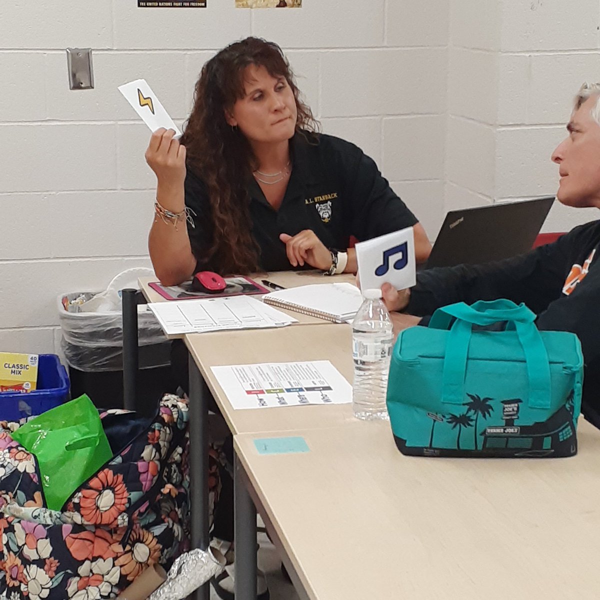 Melinda Fornes tweet media