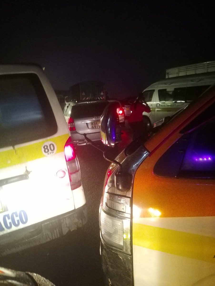 loddca's tweet photo. TRAFFIC ALERT 🚦⚠
No Traffic movement between Soko Mjinga and Kimende both sides. https://t.co/J4Yptb2Fhh