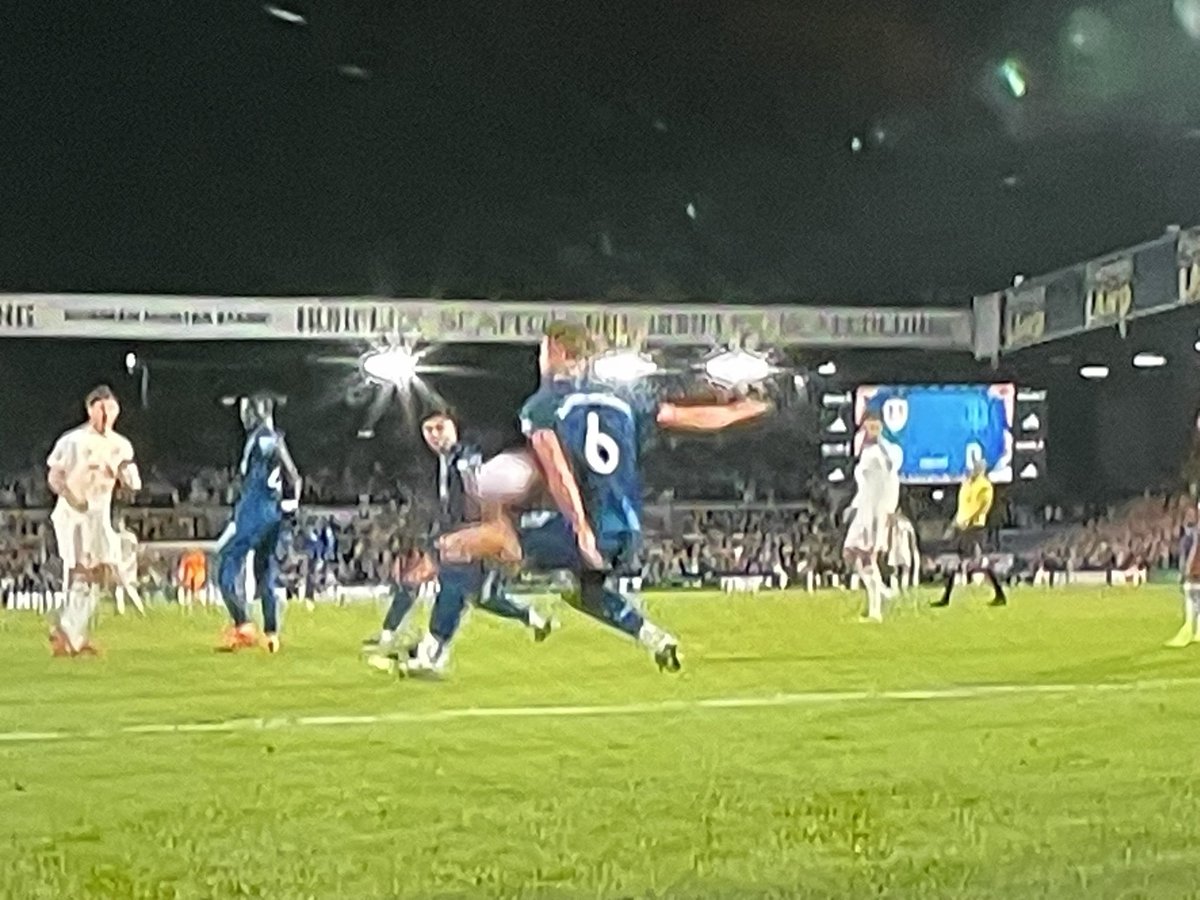 FPL_SebW's tweet image. Wtf is he supposed to do with his arm? @FA_PGMOL @premierleague