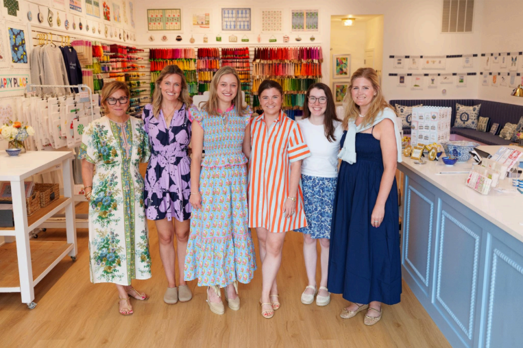 A Look into Third Coast Stitches’ New Location classicchicagomagazine.com/a-look-into-th… via @classicchicagomagazinecom