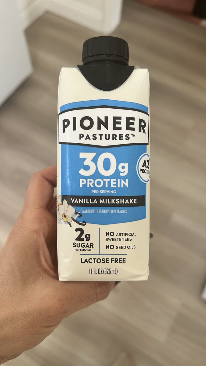 You won’t find sucralose, carrageenan, protein powders, or seed oils in here. Just real dairy in every sip. 🦾🥛