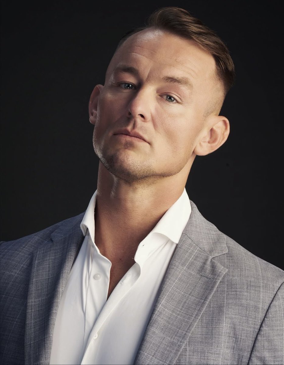 Divine. | NOT @wwe_kaiser. tweet media