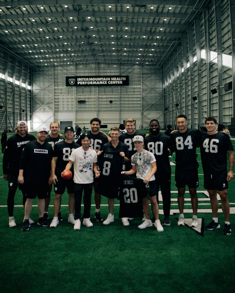 Las Vegas Raiders tweet media