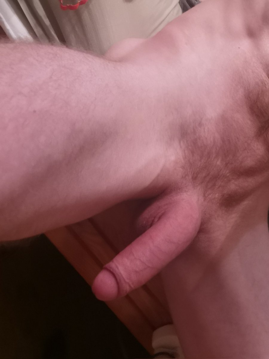 Dm for availability for kinky session with this mean machine 🍆😜