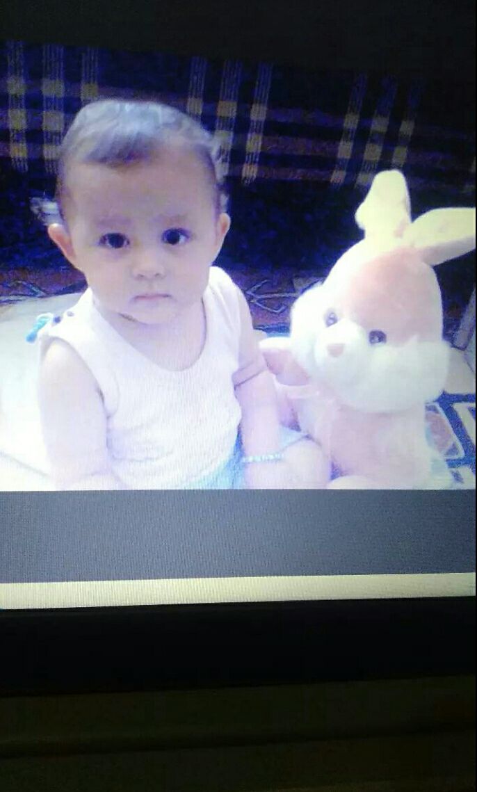 Gorseldeki tavşan tam 20 yıldır bana ait. Yatağımın başından eksik olmaz. Annem diyorki evlenirkende düğün arabana koyarsin süs diye :D