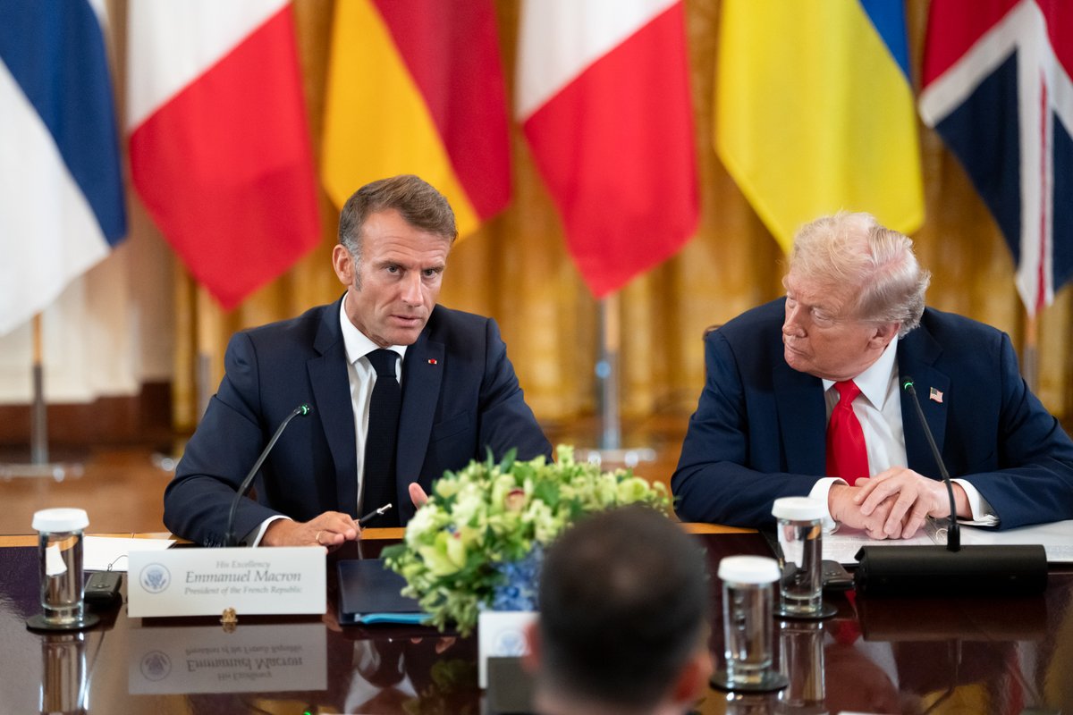 The White House (@whitehouse) on Twitter photo โThank you, Mr. President, for organizing this meeting and for your commitment... everybody around this table is in favor of peace... this is why the idea of a trilateral meeting is very important because this is the only way to fix it.โ - French President <a href="/EmmanuelMacron/">Emmanuel Macron</a> โThank you, Mr. President, for organizing this meeting and for your commitment... everybody around this table is in favor of peace... this is why the idea of a trilateral meeting is very important because this is the only way to fix it.โ - French President <a href="/EmmanuelMacron/">Emmanuel Macron</a>