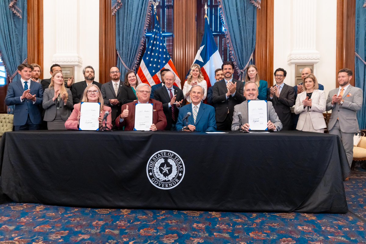 Greg Abbott tweet media