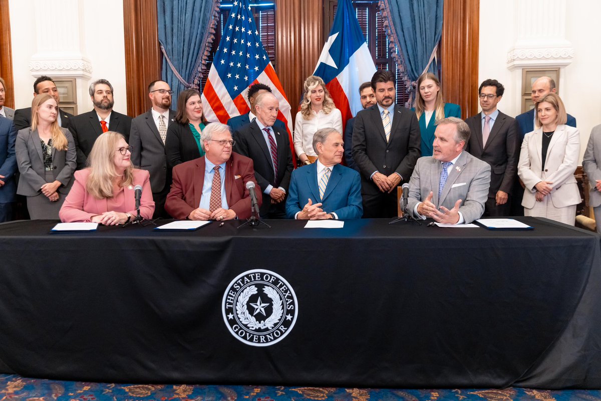 Greg Abbott tweet media