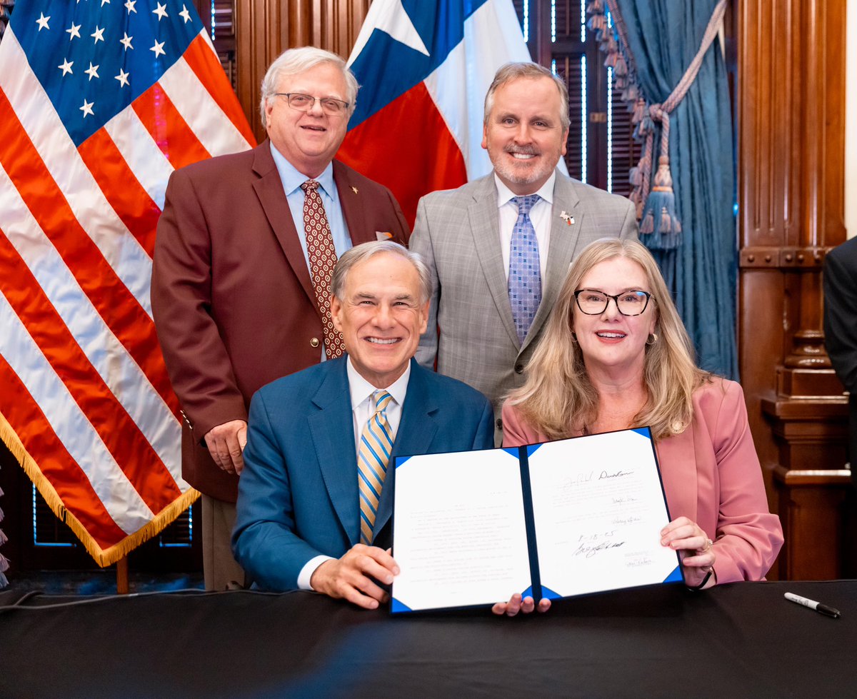 Greg Abbott tweet media