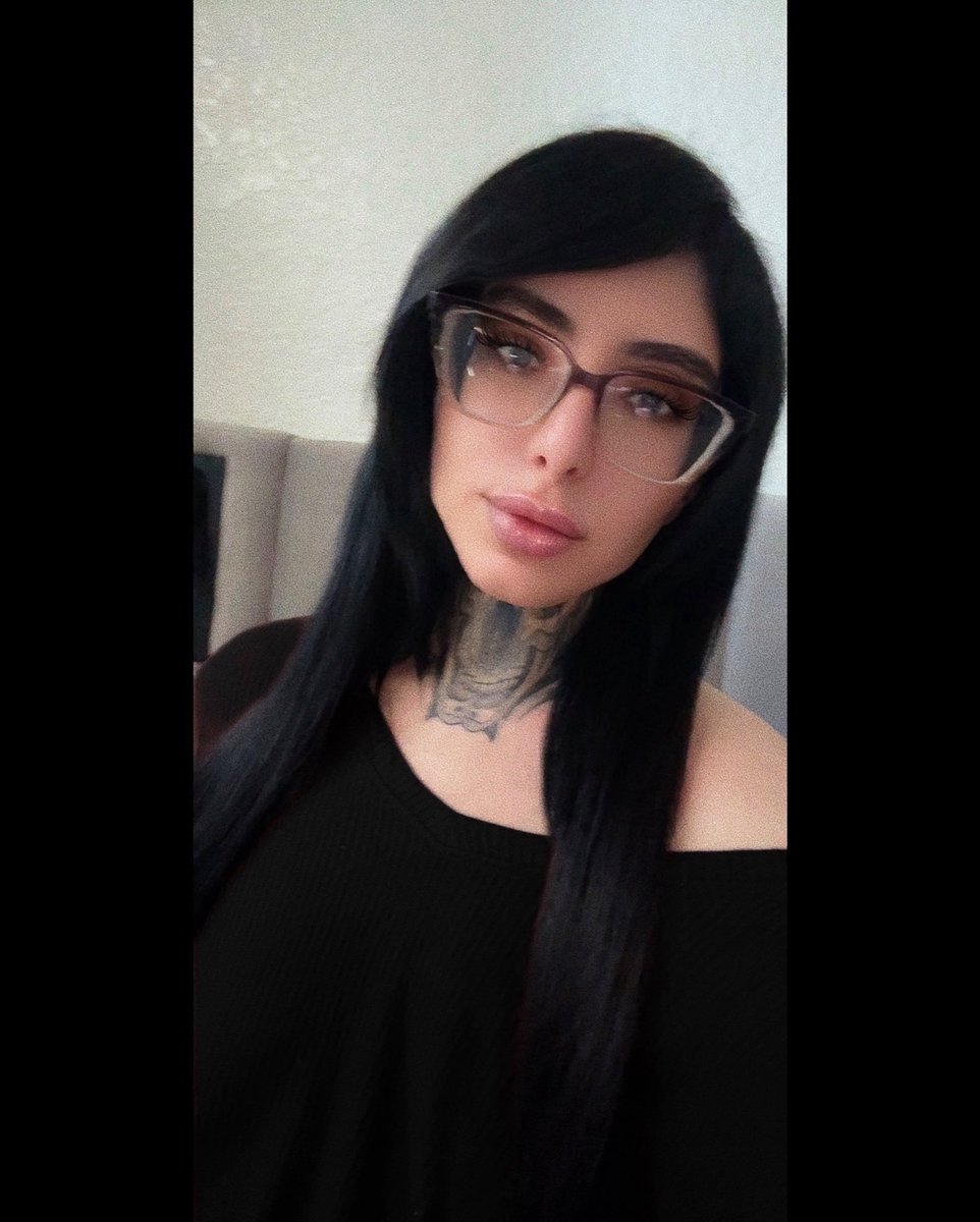wowsilvy's tweet photo. #NewProfilePic https://t.co/A0SHO61MeU