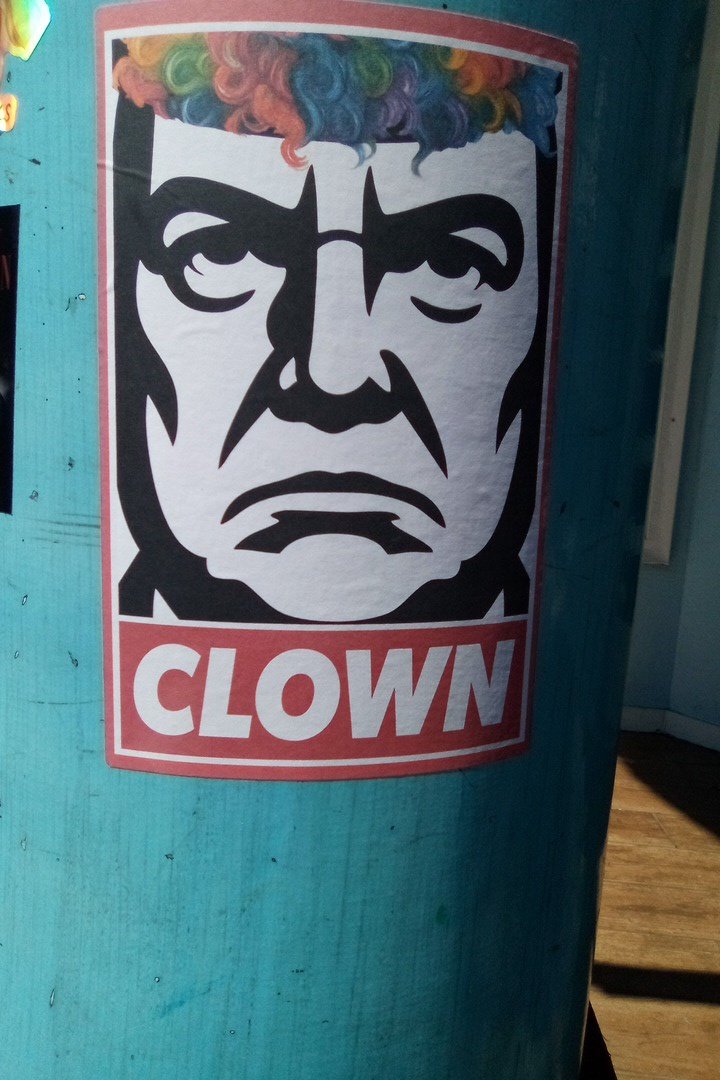 LesTVee's tweet image. He thinks he can make socioeconomic status &quot;illegal.&quot;

You KNOW there&apos;s a DIFFERENCE bt #legal, &amp;amp; #lawful.

And for those w the j-o-b &amp;amp; think it &quot;won&apos;t happen to them.&quot;🤣
You&apos;re ONE paycheck away, &amp;amp; YOU KNOW IT.
&quot;And then they came for me, &amp;amp; there was no one left.&quot;
#LockAndLoad