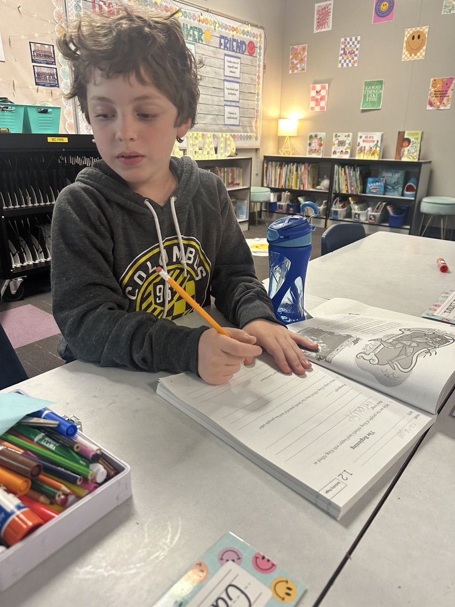 So proud of these 3rd graders for their hard work and active learning as we kicked off our first CKLA unit 1 lesson! 
<a href="/WoParkSharks/">Worthington Park Elementary School</a> #itsworthit
