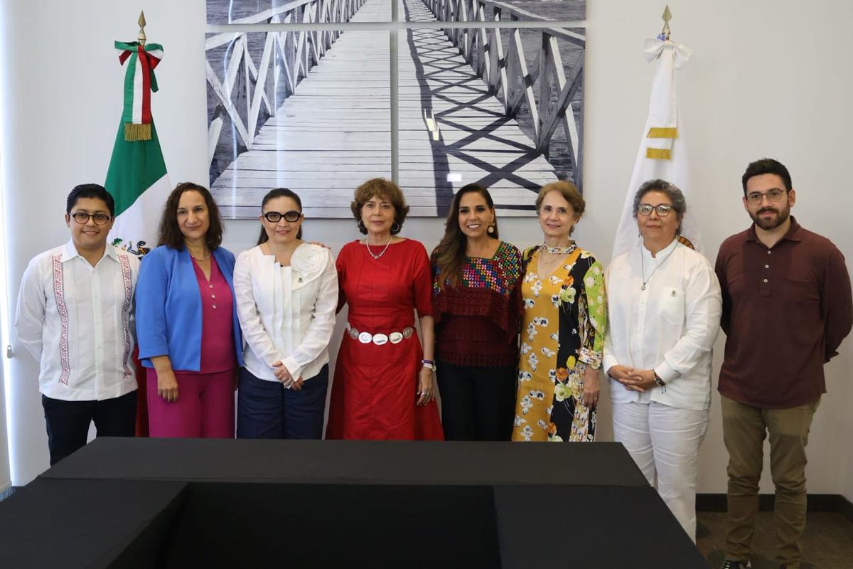 Participaron en el encuentro, las directoras generales Dra. Maira Rubi Segura Campos del CICY y Dra. Leticia M. Torres Guerra del Cimav; de la Oficina de la Secr. #Secihti, <a href="/OfeliaAngulo_/">Ofelia Angulo</a>. Del gobierno estatal: <a href="/OscarReboraQRoo/">Oscar Rébora</a> <a href="/semaqroo/">@semaqroo</a>; Cristopher Malpica Morales <a href="/COQHCYT/">COQHCYT</a> 6/6