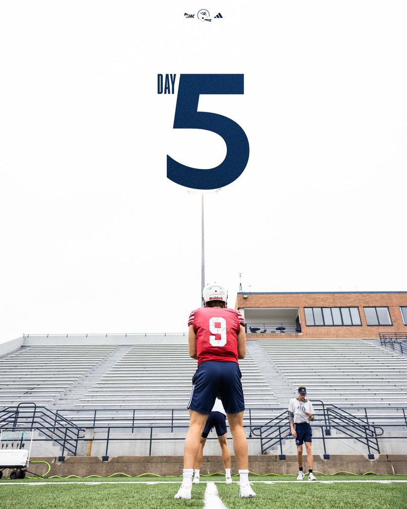 UWStoutFootball's tweet image. Earn it 😤

#TPC #KeepSwinging