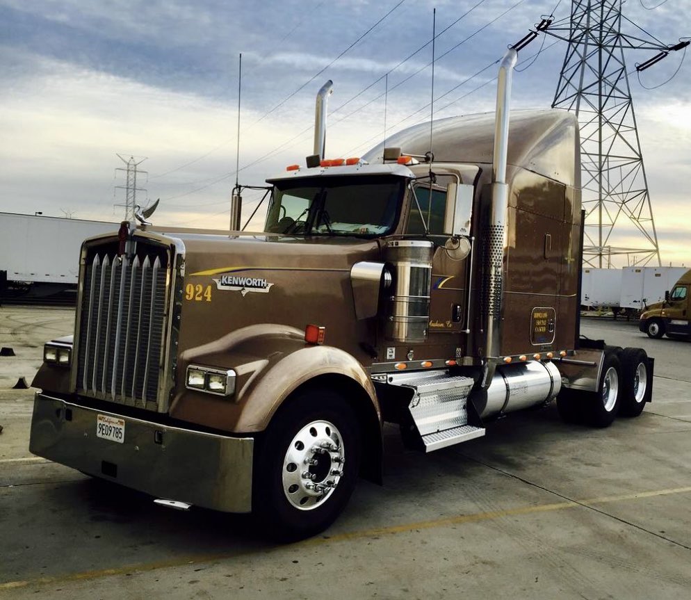 aldretttt's tweet photo. @GovPressOffice You’re killing Mexican owned trucking businesses with over regulation, you hate the middle class and you want us drown in debt https://t.co/wqqXsZFNWR