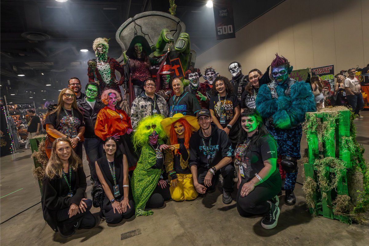 We had a blast this past weekend at Midsummer Scream! 🎃 Thanks to everyone who stopped by to catch a first look at what’s coming to Fright Fest at Magic Mountain this season. The fear begins soon… are you ready? 👀