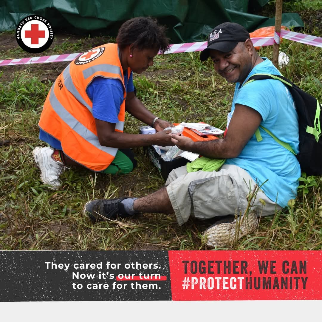 vanuaturedcross's tweet photo. Today, we reflect on the devastating 7.5 magnitude earthquake of 17 December 2024, which shook our nation to its core. Homes, schools, and livelihoods were lost. 

Our volunteers were on the ground - responding, caring for families, and bringing hope.

#WorldHumanitarianDay https://t.co/In1ldQpq05