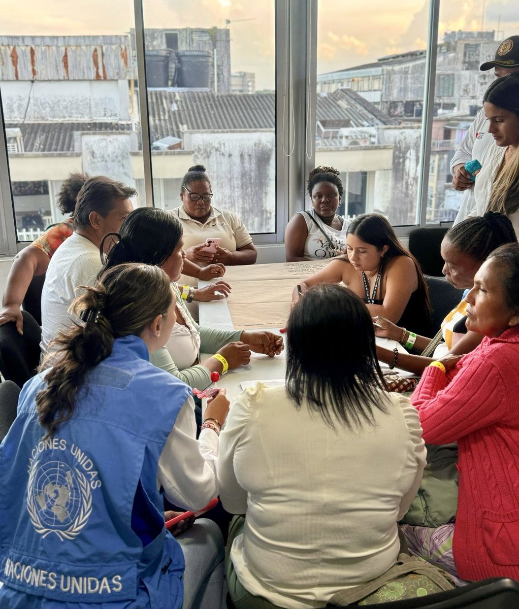 MisionONUCol's tweet photo. En este espacio visibilizaron sus procesos organizativos y abordaron iniciativas para fortalecer su participación incidente en la implementación de los #PDET–#PATR, esenciales para avanzar en la construcción de paz en los territorios. https://t.co/6hQ7L6c1tj