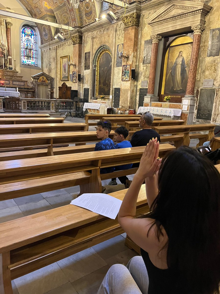 öndeki üçlüyü kaldırır mısınız paylaşcam da